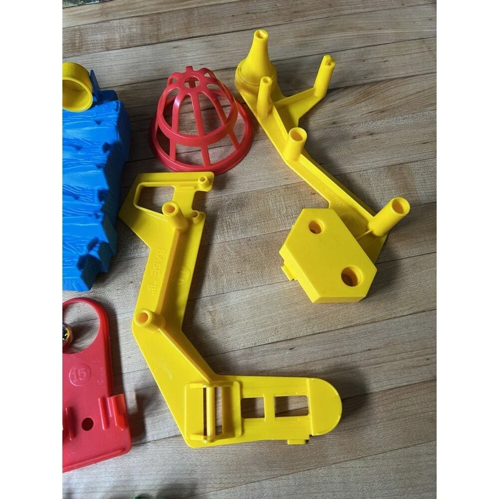 Hasbro 2005 Mouse Trap Game Replacement Pieces